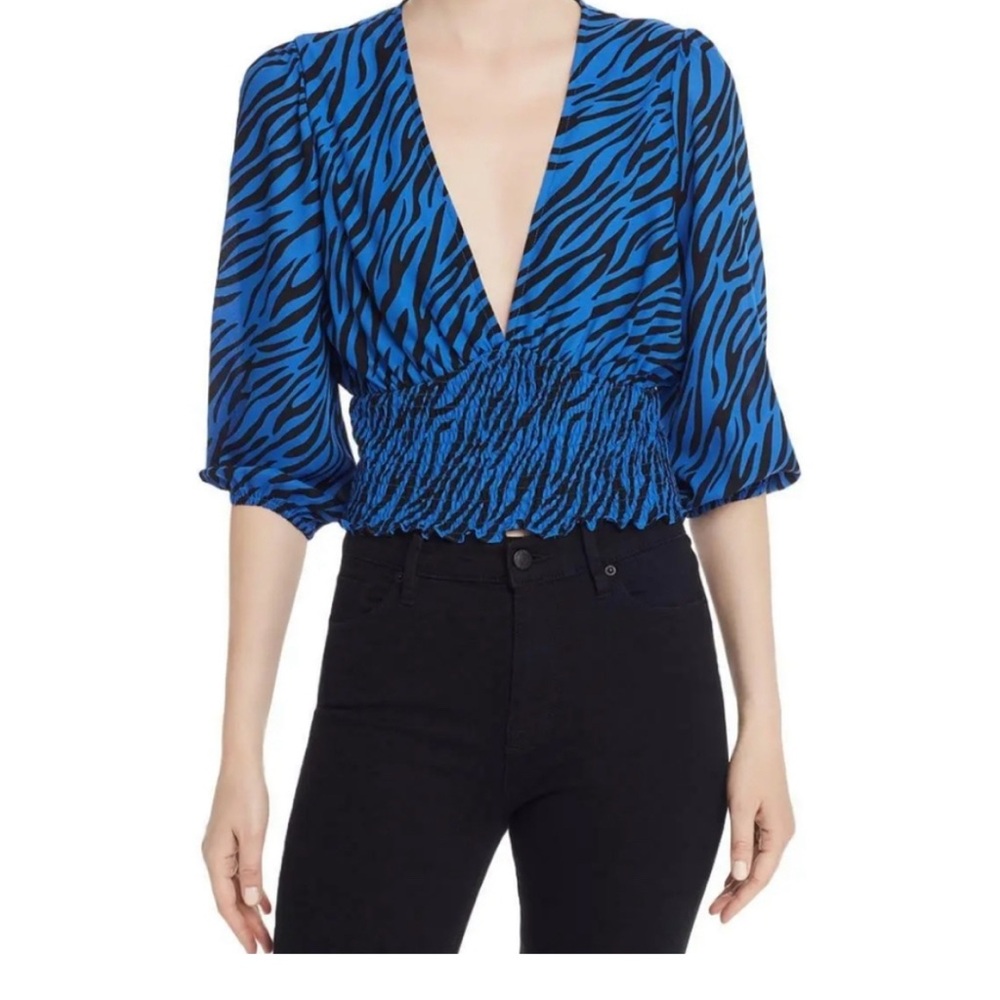 90's Vibe AQUA V NECK SMOCKED TOP, COBALT/BLACK M